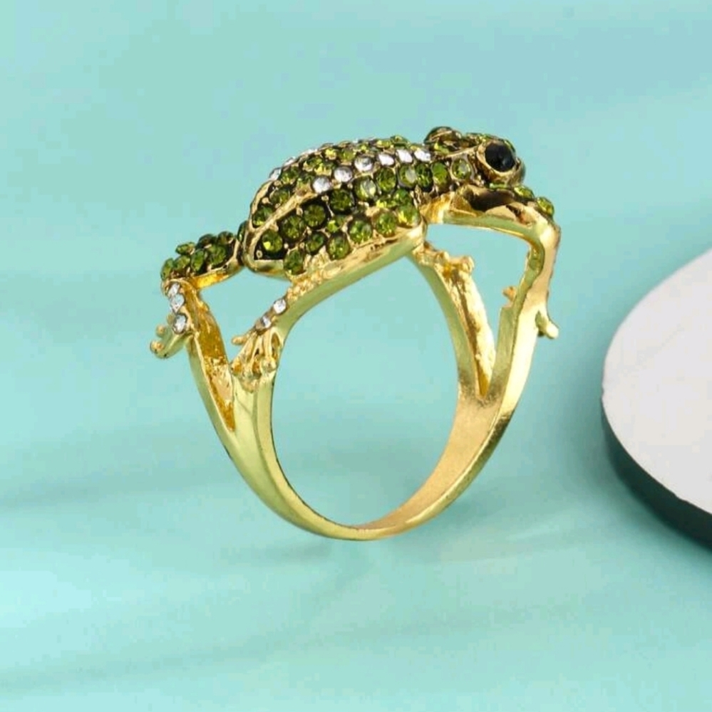 Rhinestone Frog Ring - Gold, Green - Picture 2 of 4